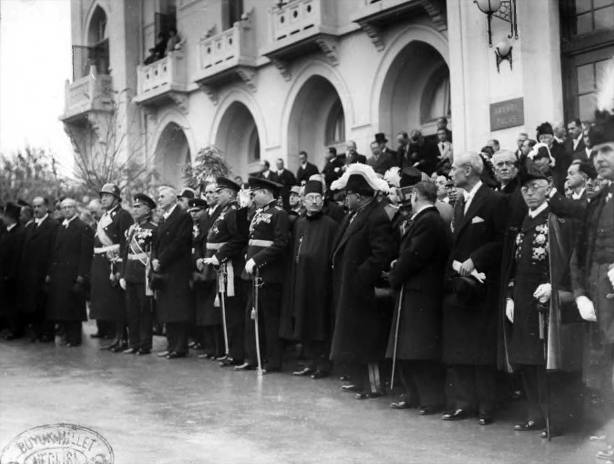 Saygıyla: Atatürk 87 yıl önce aramızdan ayrıldı