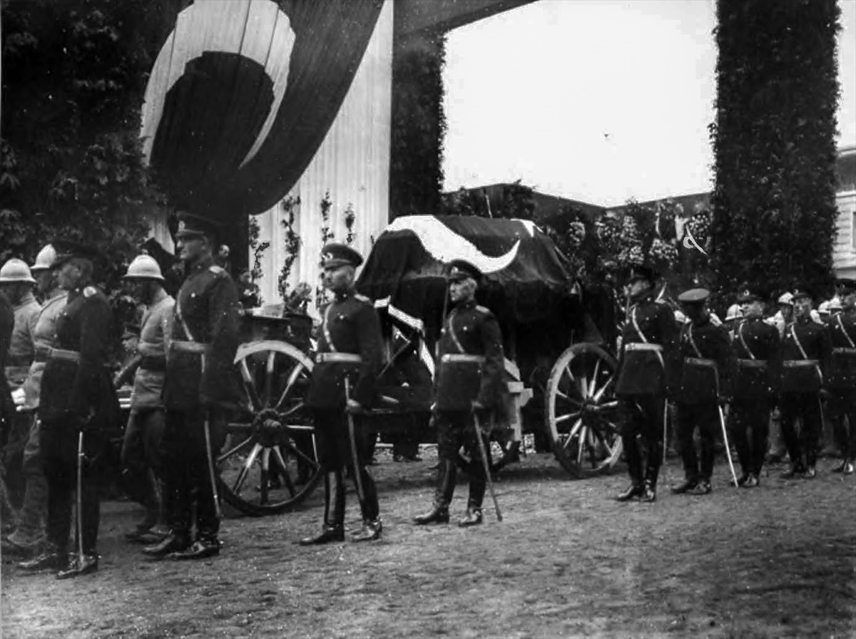 Saygıyla: Atatürk 87 yıl önce aramızdan ayrıldı