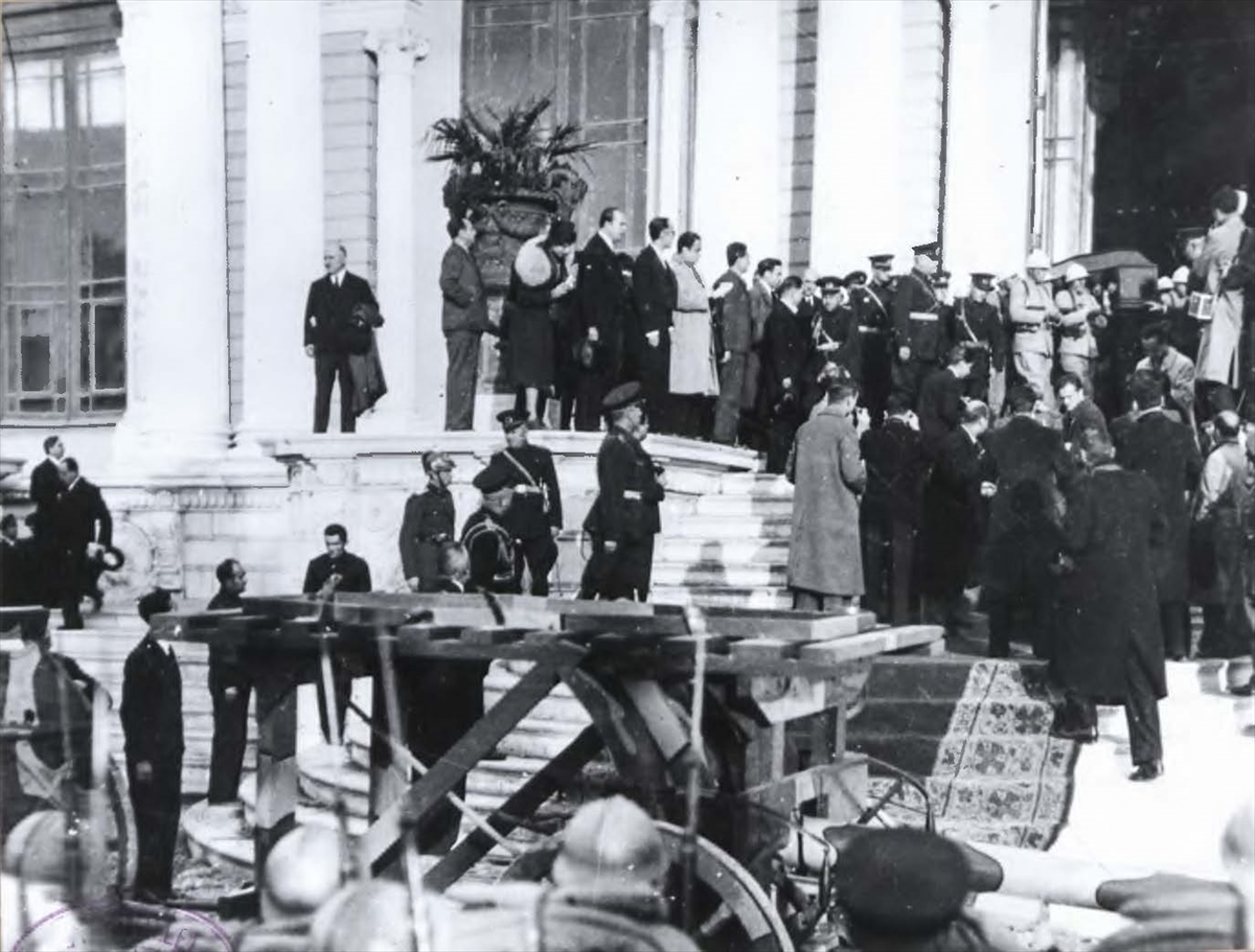 Saygıyla: Atatürk 87 yıl önce aramızdan ayrıldı