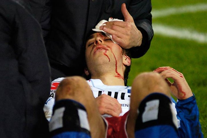 Sahaya atılan yabancı maddeler