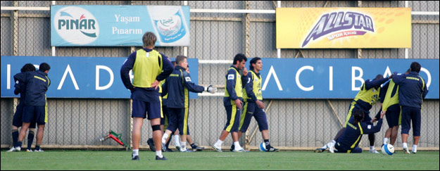 Takım arkadaşıyla kavga eden futbolcular