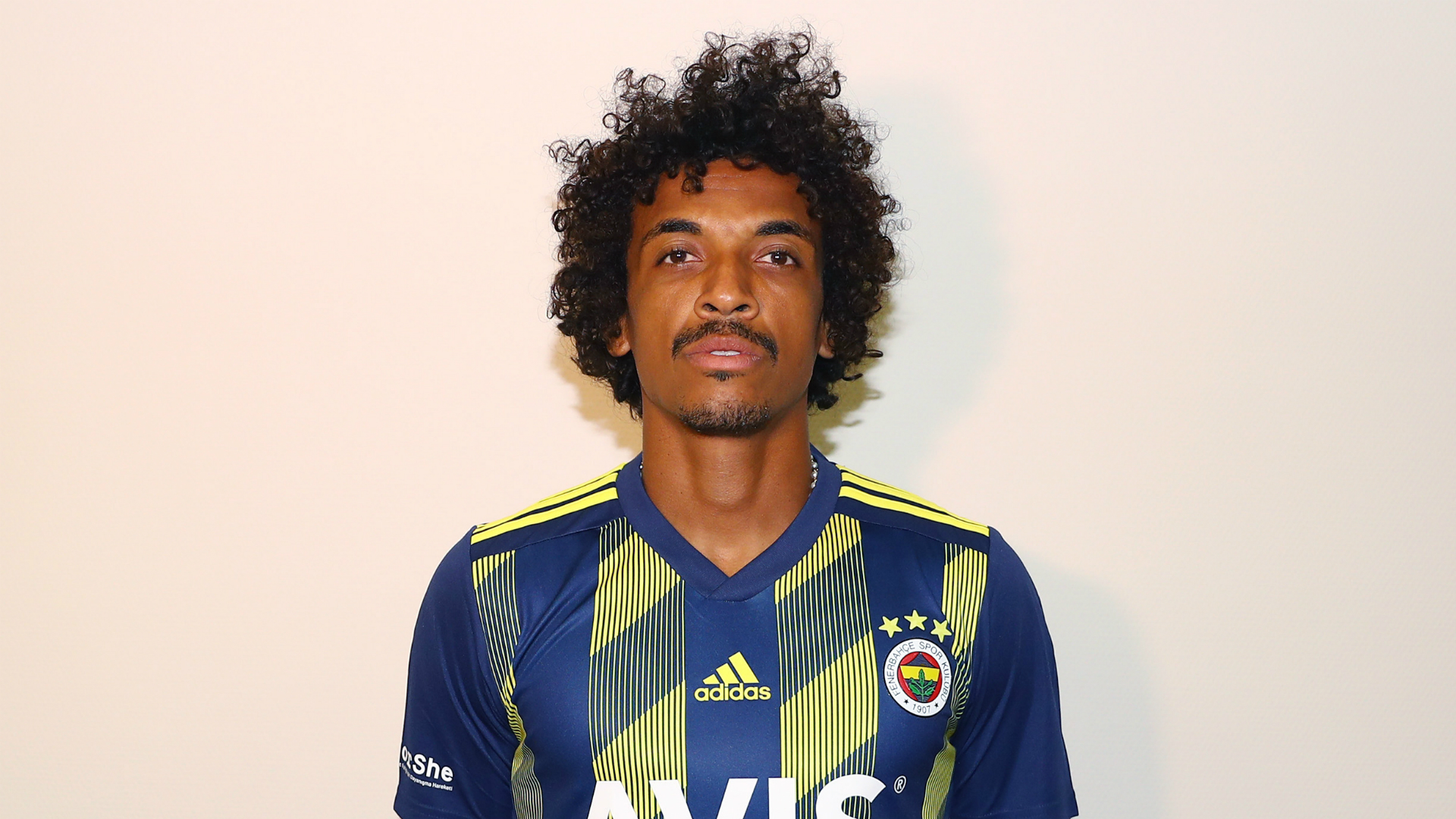 4 büyüklerin yaptıkları transferler 
