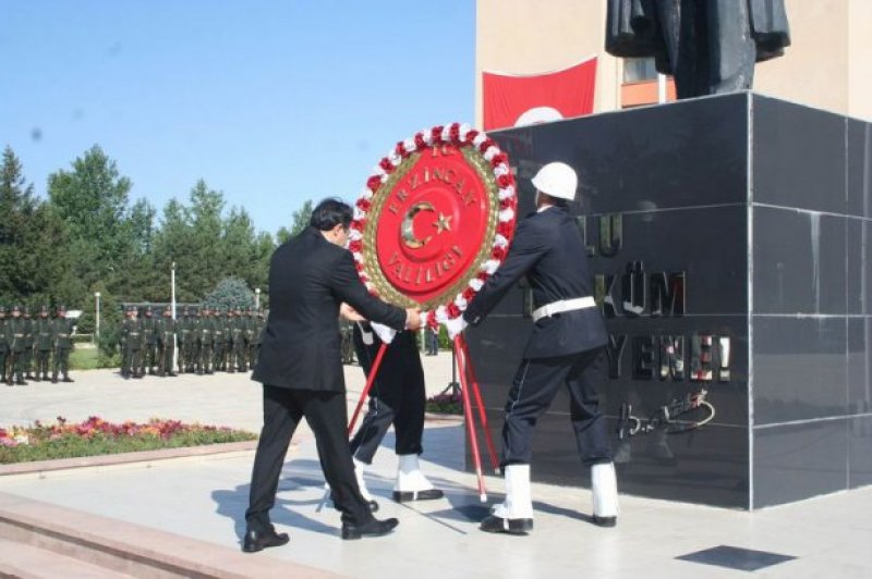 Yurt geneli'nden Zafer Bayramı kutlamaları