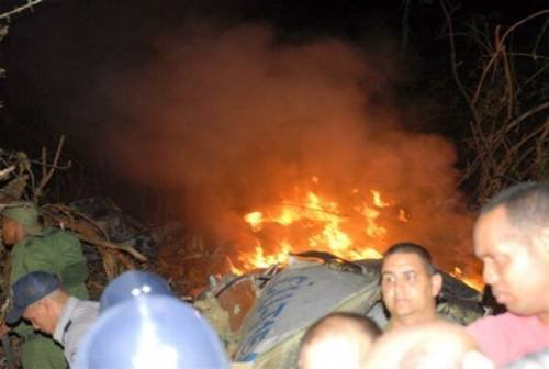 Küba'da uçak kazası