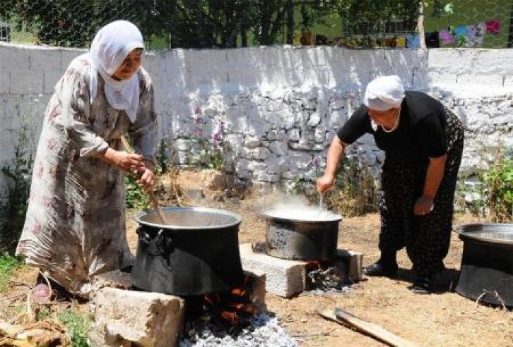 Mardin'de Michael Jakson için 5 dilde mevlit
