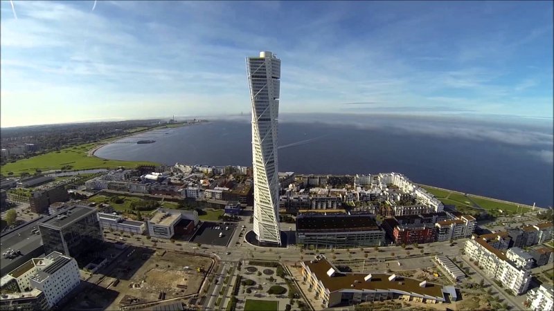 Dünyanın ilk burgu gökdeleni: Turning Torso