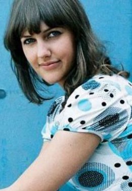 Meryem Uzerli kılıktan kılığa girdi