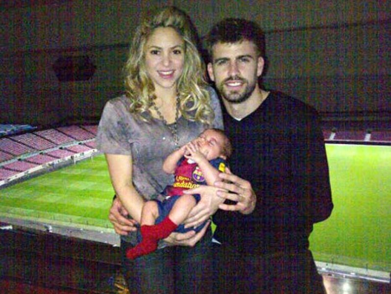 Shakira oğlu Milan'a İspanyolca öğretiyor