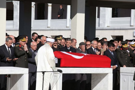 Pilot Üsteğmen Yakup Çınar Ankara'da uğurlandı