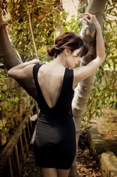 Nesrin Cavadzade sosyal medyaya geri döndü