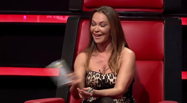 Erkam Hülya Avşar ile Hadise'yi büyüledi