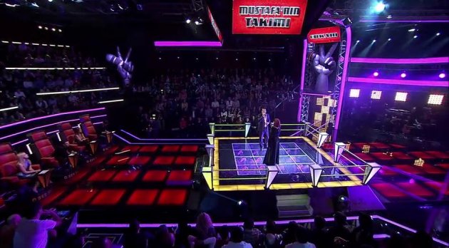 Erkam Hülya Avşar ile Hadise'yi büyüledi