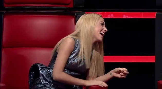 Erkam Hülya Avşar ile Hadise'yi büyüledi