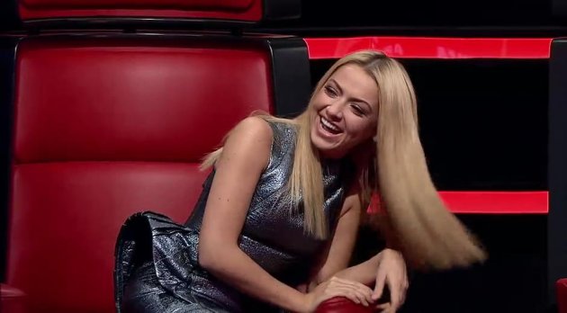 Erkam Hülya Avşar ile Hadise'yi büyüledi