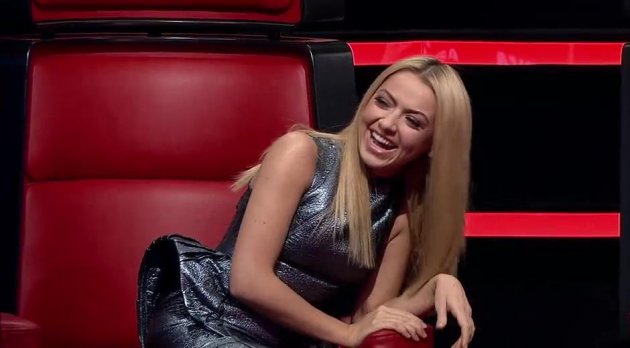 Erkam Hülya Avşar ile Hadise'yi büyüledi