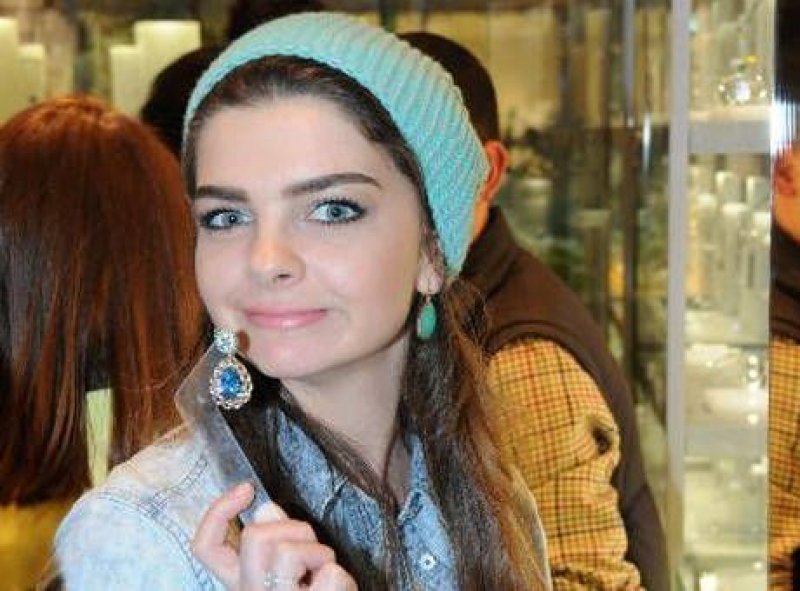 Pelin Karahan ikinci çocuk mesajı verdi 