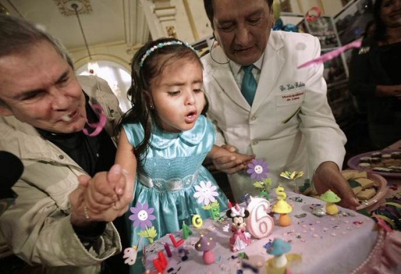 Küçük Denizkızı Milagros Cerron 10 yaşında