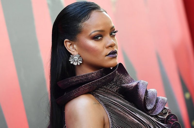 Şarkıcı Rihanna 31 yaşında