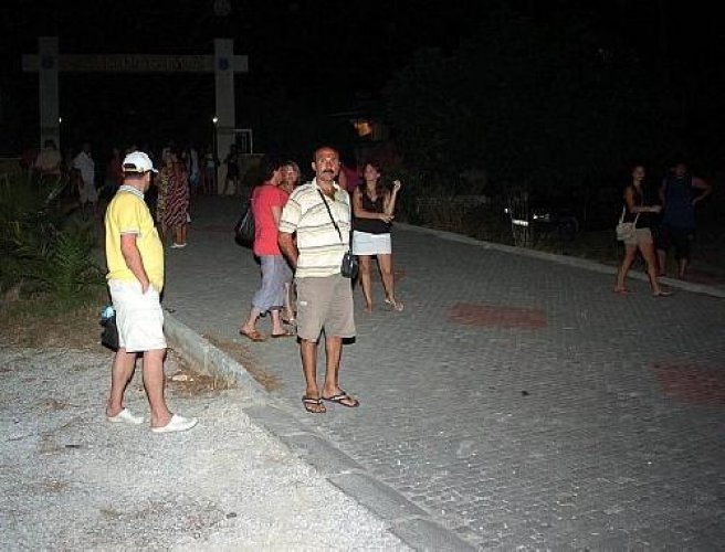 Sağlıkçıların mavi turu kabusa döndü