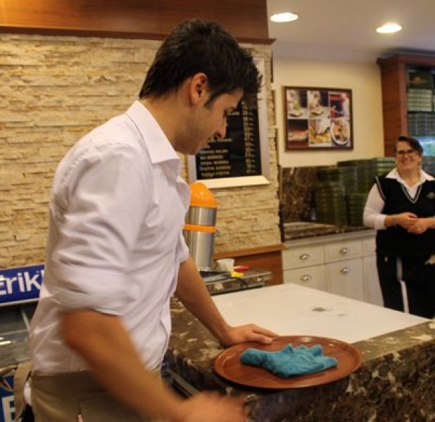 Emrah'ın oğlu Tayfun evleniyor