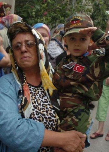 Şehit onbaşı Hakan Yutkun'un cenazesi