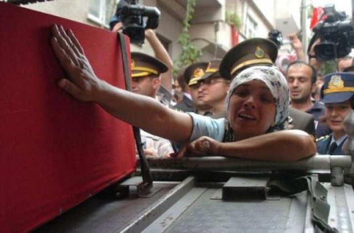 Şehit onbaşı Hakan Yutkun'un cenazesi