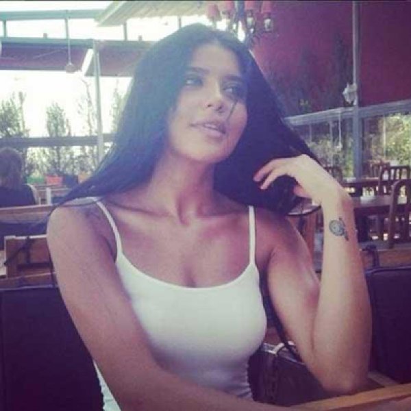 Taraftar Selçuk Şahin'in eşini üzdü