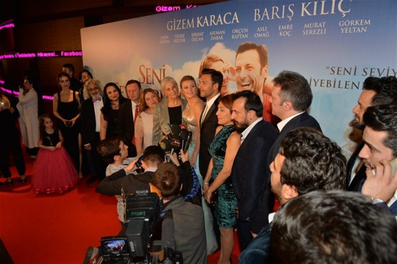 Seni Seviyorum Adamım Filmin  gala gecesi yapıldı 