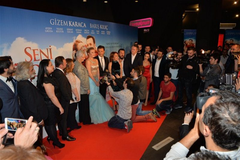Seni Seviyorum Adamım Filmin  gala gecesi yapıldı 