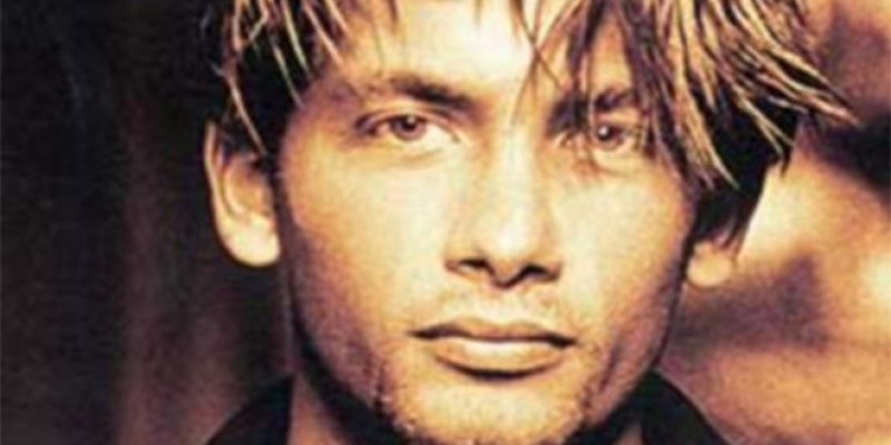 Kıvanç Tatlıtuğ gözyaşlarını tutamadı 