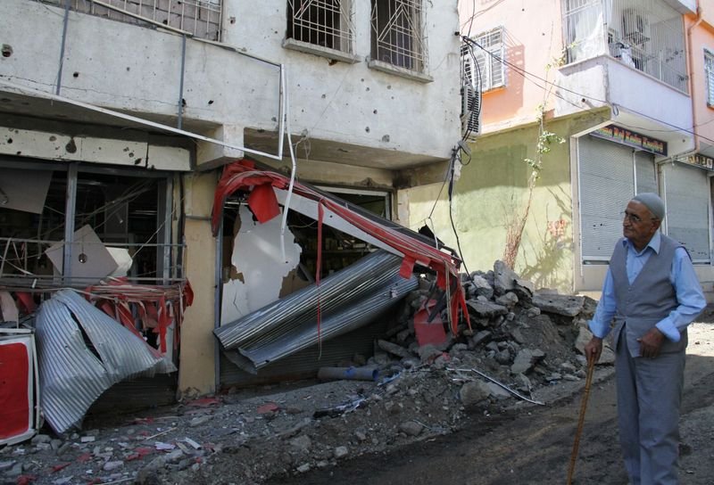 Diyarbakır Silvan savaş alalına döndü