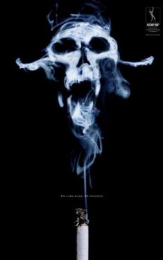 Sigarayla savaşan posterler