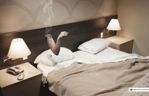 Sigarayla savaşan posterler