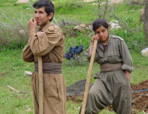Yakalanan PKK'lının üzerinden çıkan fotoğraflar