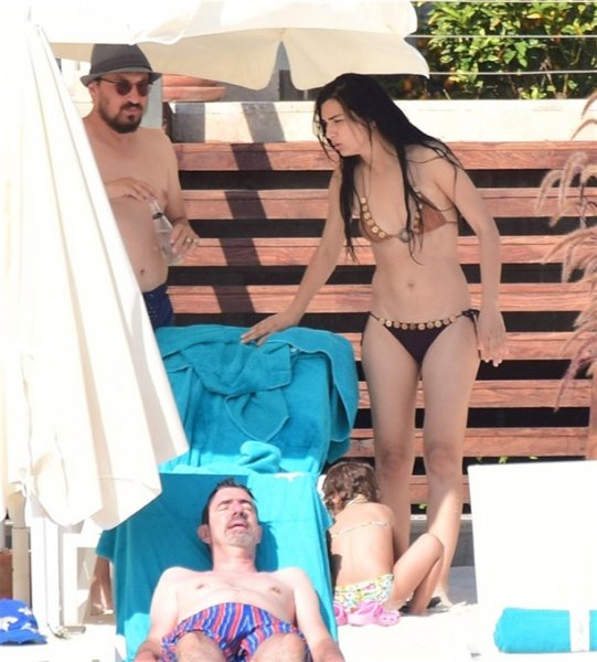 Tuba Büyüküstün tatilde