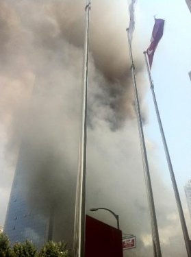 Beşiktaş Polat Tower'da yangın