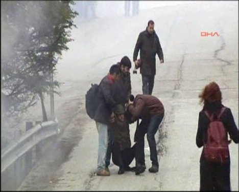 ODTÜ'de Başbakan Erdoğan'a protesto 