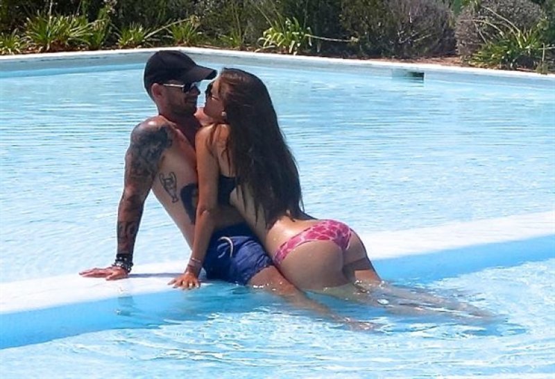Wesley Sneijder - Yolanthe Cabau'nun evi