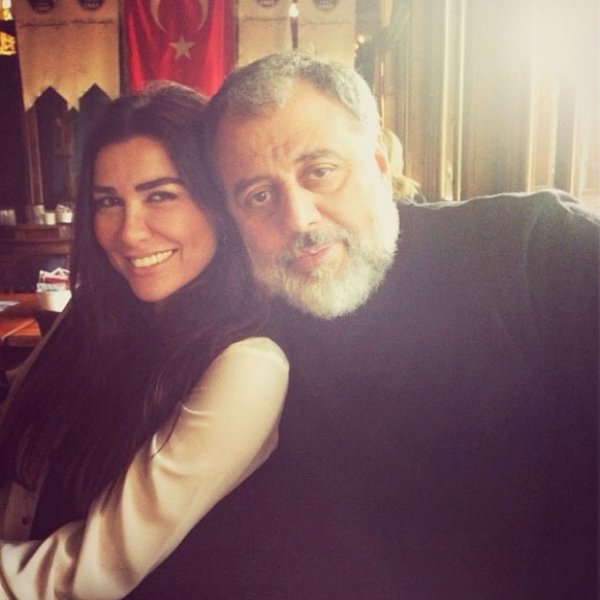 Selen Görgüzel'den Hamdi Alkan'a romantık mesaj