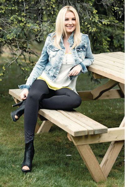 Ünlü sunucu Zahide Yetiş anne oluyor 