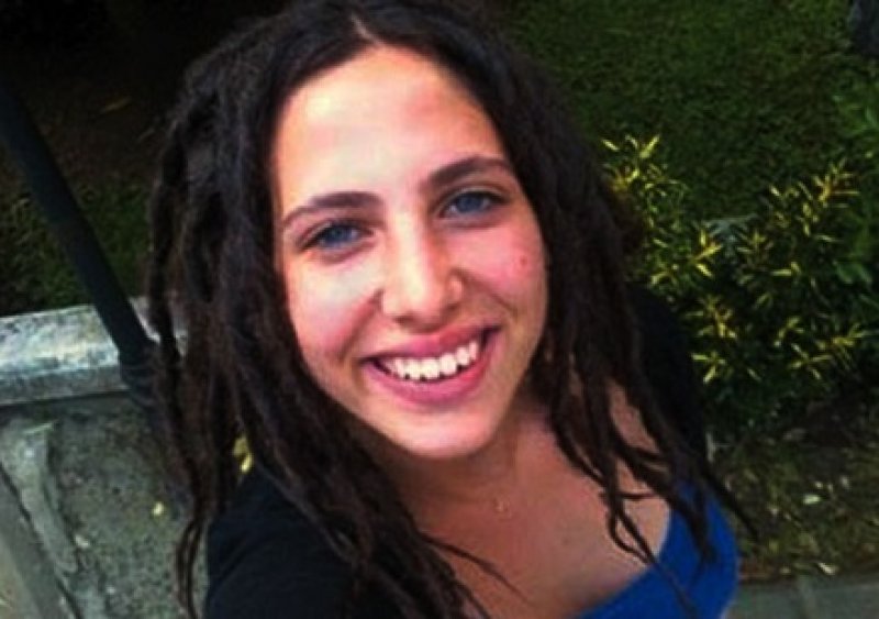 Zehra Çilingiroğlu yürüyüş arkadaşıyla kahvaltıda