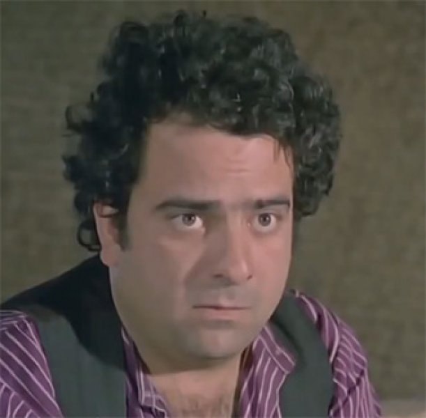 Zeki Alasya vefat etti