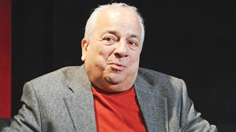 Zeki Alasya vefat etti