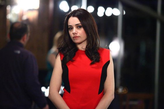 Özgü Namal 3 aylık hamile 