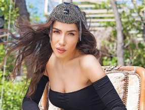 Üvey annesinden Burcu Güneş isyanı