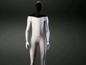 Elon Musk, Tesla'nın insansı robotunu tanıttı: Gelecek yıl hazır