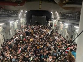 ABD Kabil'den tahliyeleri çok sayıda ülkeden aktarmalı uçuşla yapacak