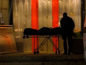 ABD'de 98 bin kişinin daha koronadan ölebileceği belirtildi