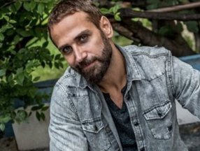 Ölümden 1 dakika ile kurtuldu! Şarkıcı Doğuş'un tatil kazası