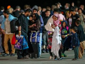 Taliban, Afganların ülke dışına seyahat etmelerine müsaade edecek